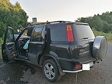 Трое взрослых и ребенок пострадали в столкновении "Лады" и внедорожника в Башкирии — фото