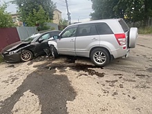 Водитель и пассажир пострадали в ДТП с иномарками в Дзержинске