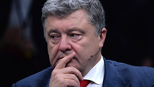 Журналист рассказал о грубом поступке Порошенко