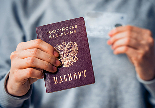 В России не появятся полноценные паспорта в смартфонах из-за ФСБ
