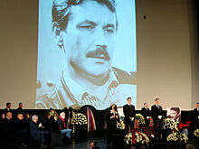 Путин прислал венок на церемонию прощания с режиссером Абдрашитовым