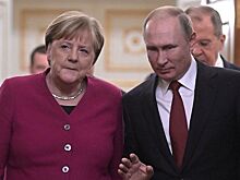 Путин обратился к Меркель на «ты»