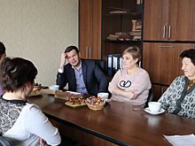 Депутат Государственной Думы Андрей Дорошенко провел встречу с общественниками, руководителями ТОС и квартальными Армавира