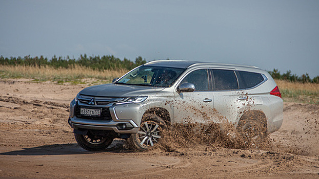 В РФ появится новая версия Pajero Sport