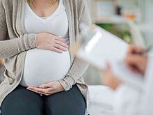 Нехватка денег у беременных влияет на старением их детей