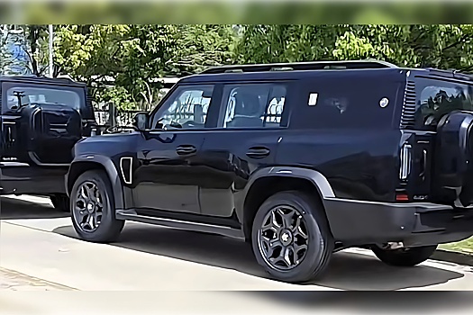 В России ждут трехрядный Jetour T2