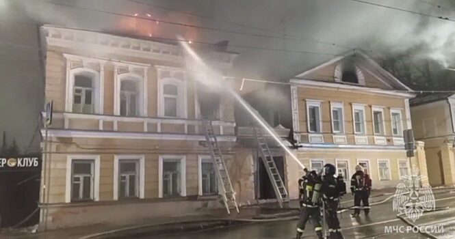 Компенсацию выплатят жильцам сгоревшей усадьбы на Ильинской улице