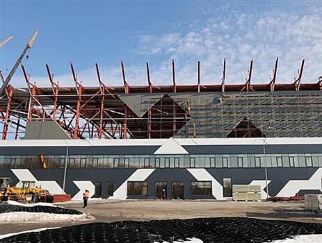 Игорь Комаров оценил ход строительства крытого футбольного манежа в Самаре