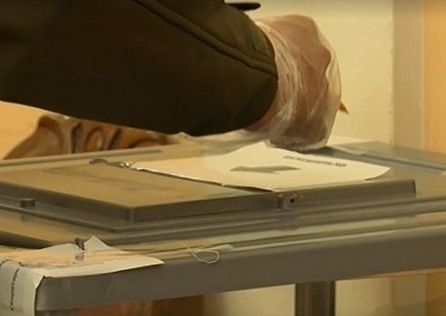 "Единая Россия" и эсэры потребовали пересчета голосов в Якутии, где они проиграли КПРФ