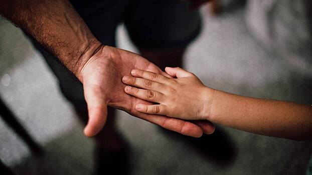 «Многовековые семейные устои рушатся»: глава «Союза отцов» — о том, как сохранить ячейку общества