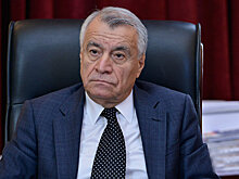 Натиг Алиев: решение о "заморозке" добычи нефти было историческим