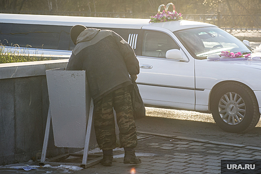 В Ельцин Центре откроют выставку о бездомных людях и животных