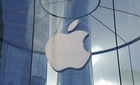 В Apple ответили на претензии Маска