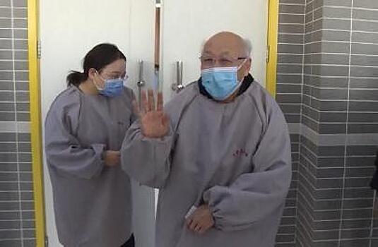 В Китае сдаёт на права 86-летний водитель-ученик