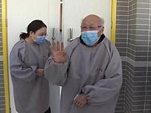 В Китае сдаёт на права 86-летний водитель-ученик