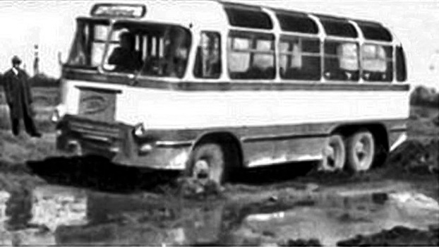 Советский чудо-вездеход: шестиколесный автобус ПАЗ-3201, который вы не видели