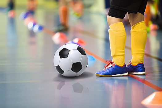 В 150 российских школах появились уроки по футболу