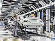 Новый Mercedes-Benz A-Class Sedan прокатился по сборочной линии