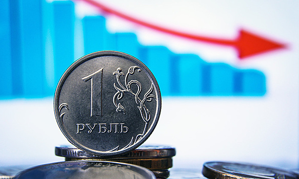 ₽100 за доллар: экономисты предсказали падение рубля