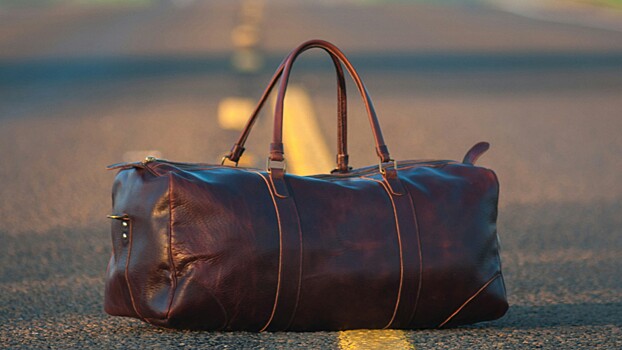 Пассажиру вернули багаж спустя неделю в чужой сумке