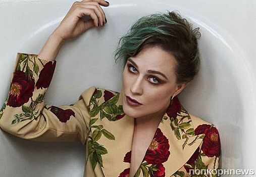 Esquire назвал Эван Рэйчел Вуд иконой нестандартного стиля