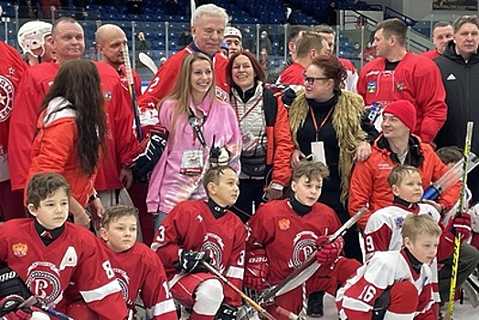 Встречи жителей Подмосковья с легендами спорта в серии игр «Выходи во двор» пройдут летом