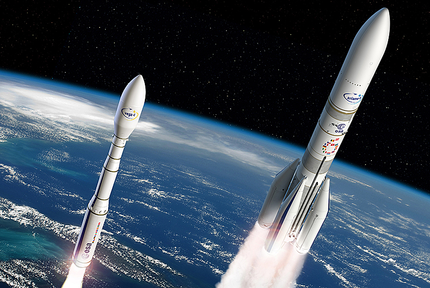 Европейский носитель Ariane 6 получит две конфигурации: среднетяжелую A62 и тяжелую A64. В перспективе A62 заменит российский средний «Союз-СТ-Б», запускаемый с космодрома Куру, а A64 после 2023 года окончательно вытеснит европейскую тяжелую Ariane 5. На пять лет разработки ракеты и соответствующей инфраструктуры выделено 3,6 миллиарда евро