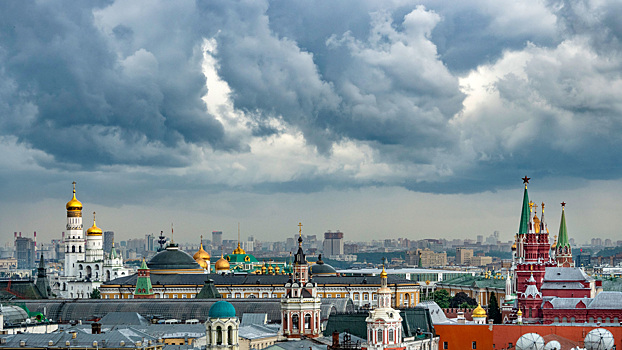 К Москве подходит «ливень месяца»