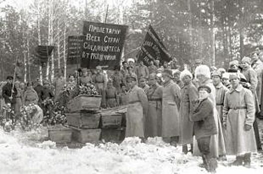 «Толпа неистово хохотала». Жестокость и зверства Гражданской войны на Урале