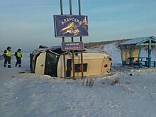 Скорая с ребенком перевернулась в Иркутской области
