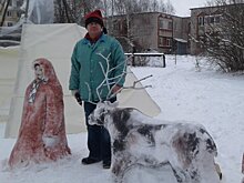 Дворник-художник Семен Бухарин сделал снежные скульптуры под Ижевском