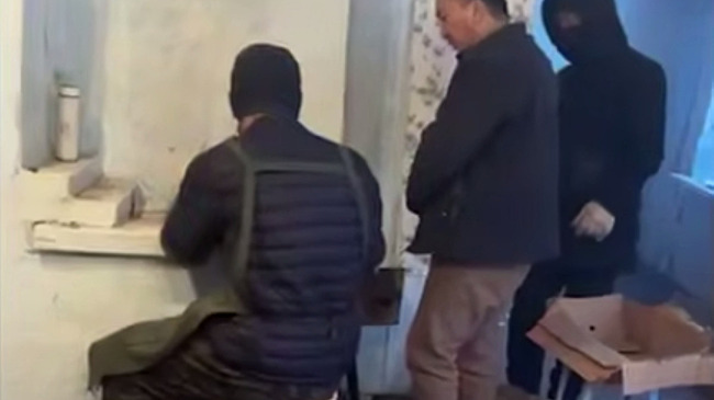 Россиянку задержали за фиктивную регистрацию мигрантов в аварийном жилье