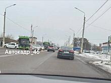 В Курске после столкновения с «Волгабасом» легковушку отбросило в опору ЛЭП