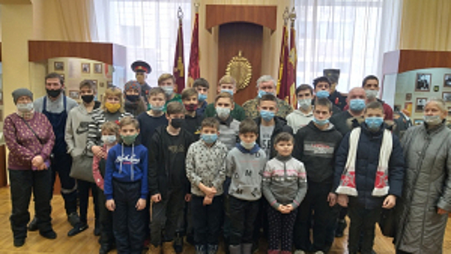 В Пермском крае дети из верещагинского приюта посетили музей истории Пермской полиции