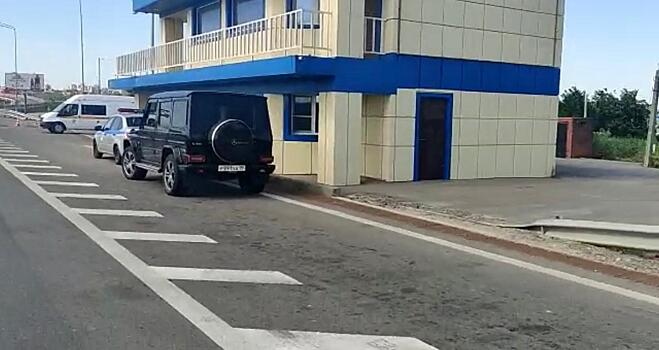 Перекрыли движение по Ворошиловскому мосту: в Ростове оштрафовали водителей дорогих внедорожников