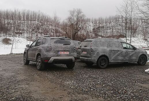 В Сеть слили первые шпионские фото семиместного Grand Duster