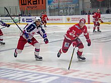 Еще одна победа: хоккеисты «Ижстали» обыграли московскую команду «Звезда»