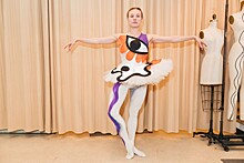 Джонатан Сондерс, Off-White и Monse представили костюмы для балетного шоу