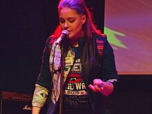 Живые поэты: Елизавета "Гест" Никифорова