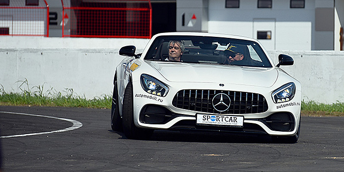 Mercedes-AMG GT C Roadster: Будильник для дьявола