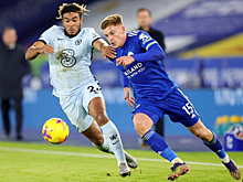 «Лестер» обыграл «Челси» и вышел на первое место в АПЛ