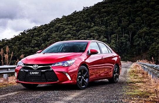 Стало известно, как росли цены на седан Toyota Camry