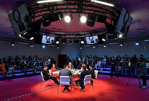 Влияние медиа на финансовую культуру обсудят на круглом столе в рамках ПМЭФ