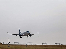 Аэропорт Мешхеда отменил рейсы в 10 городов Ирана до утра 15 апреля