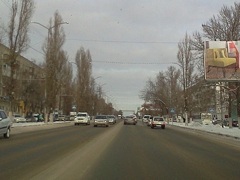 На проспекте Строителей Mitsubishi сбил женщину