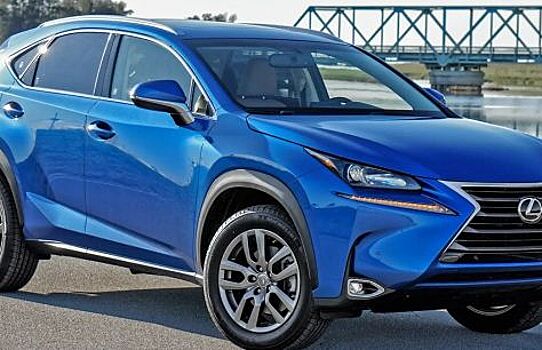Lexus NX200 2016 — отзыв владельца