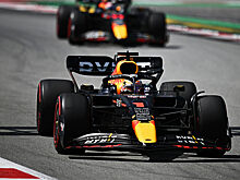 Пилоты Red Bull Racing оформили в Испании победный дубль, Леклер сошёл