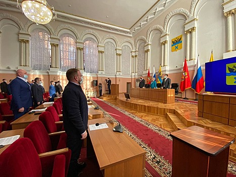 Новые депутаты и изменения в наказы: Оренбургский Горсовет провел внеочередное заседание