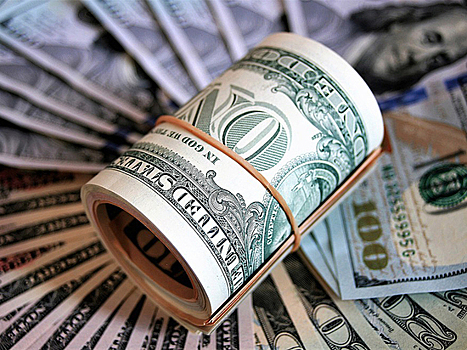 Экономисты посоветовали перевести рубли в евро, а не доллар