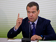 Медведев описал успехи ВС РФ на фронте цитатой из фильма «Брат-2»